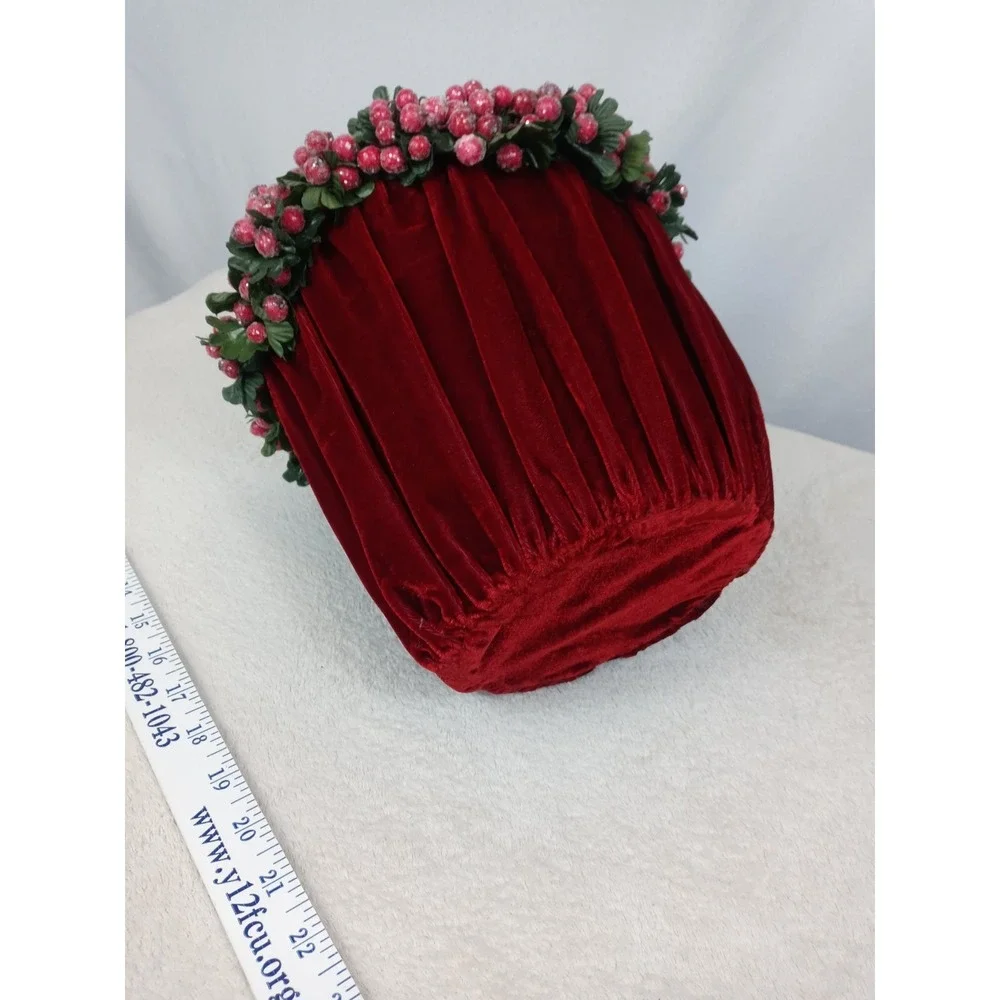 Vintage‎ Bath & Body Works Wicker Christmas Basket Red Berry Poinsettia Liner